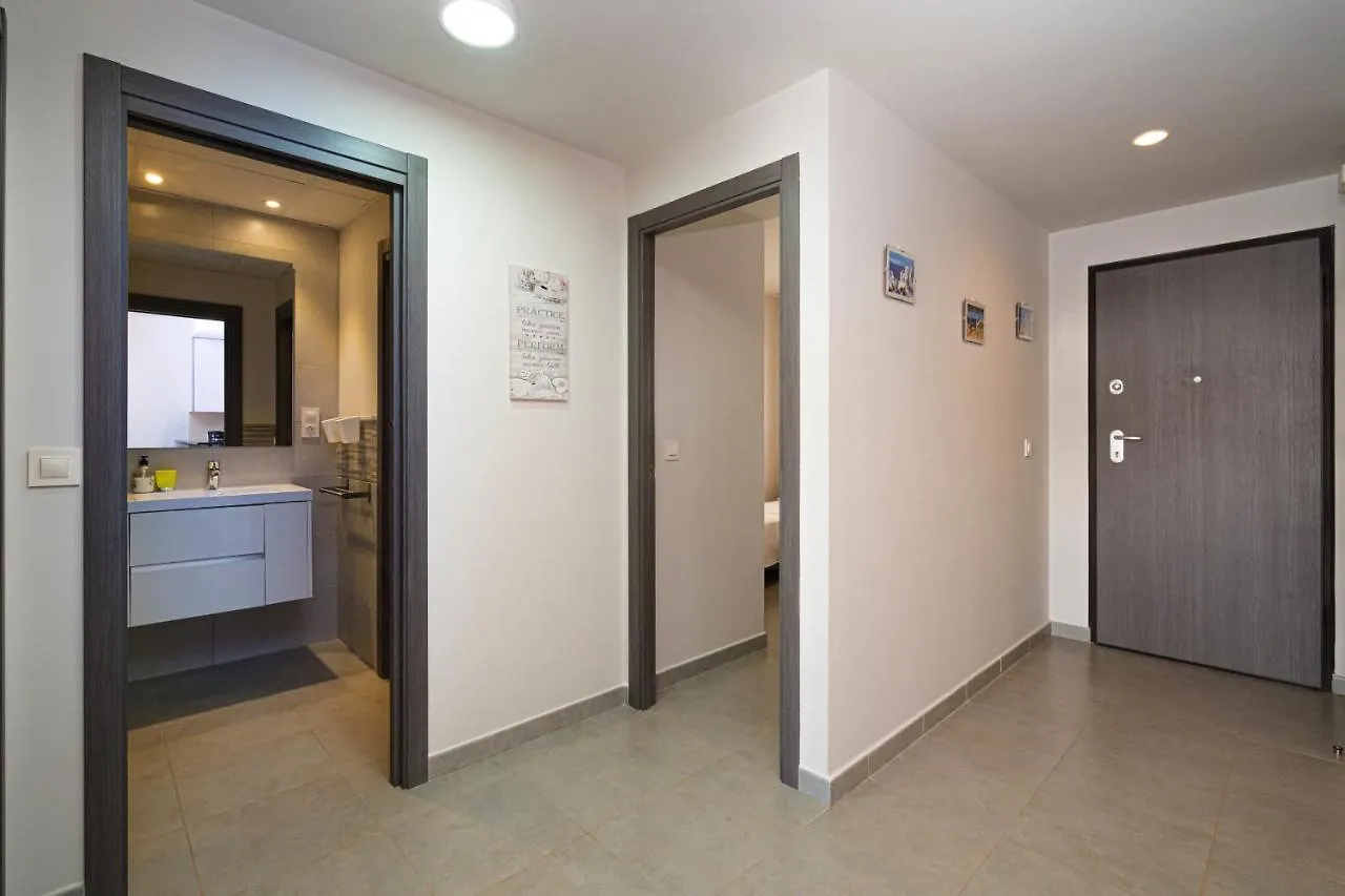 Azur Apartment San Juan De Los Terreros 0*,